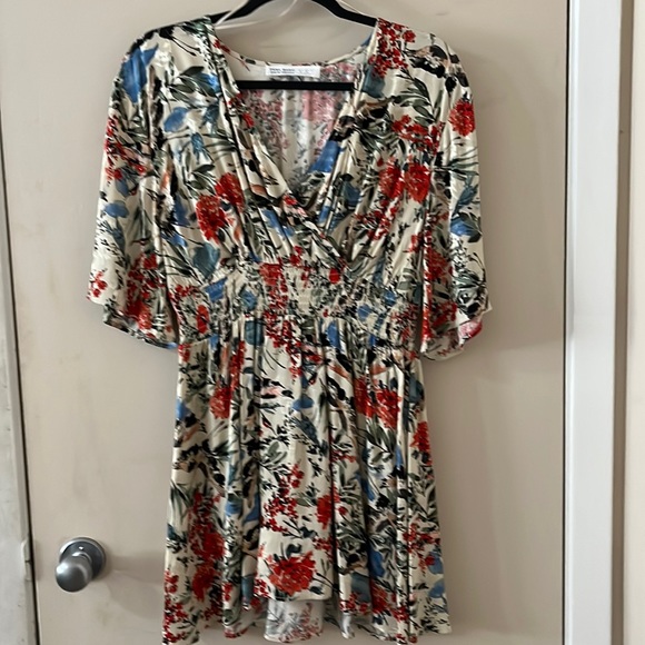 Zara Mini Floral Dress - Picture 1 of 3
